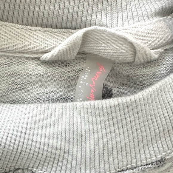 Free People Keep It Moving Set Sweatshirt & Joggers Set Sold Out Size Medium - Picture 3 of 6